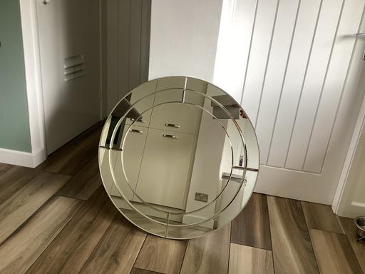 Buy & Sell Welham Bassetlaw - Photos for Retro Laura Ashley Round Mirror