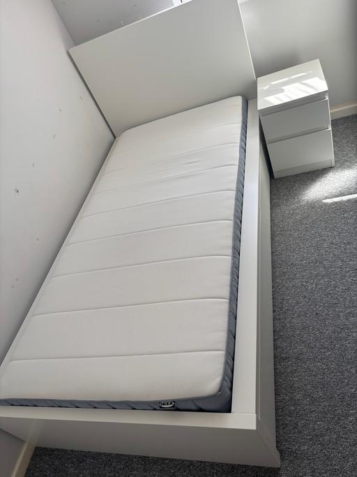 Buy & Sell Greenhithe Dartford - Photos for IKEA single bed with mattress & bedside table