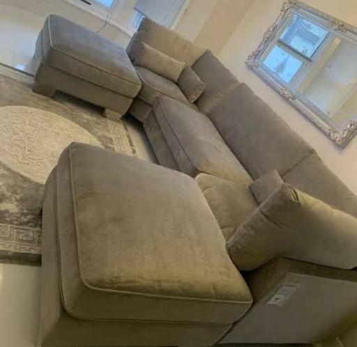 Buy & Sell Alwoodley Leeds - Photos for U-Shaped Sectional Sofa Spacious U-Shape Sof