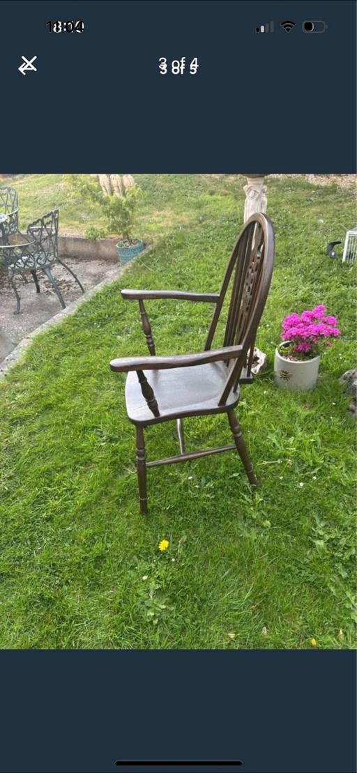 Buy & Sell Kidbrooke South East London - Photos for Vintage wooden wheel back Windsor chair