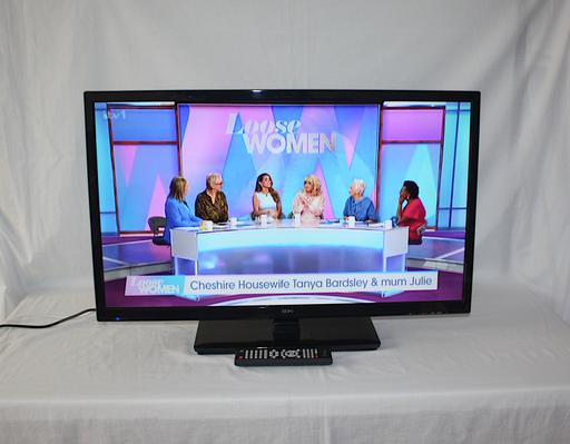 Buy & Sell West Yorkshire Wakefield - Photos for Seiki 32 inch LED TV with Built-in Freeview