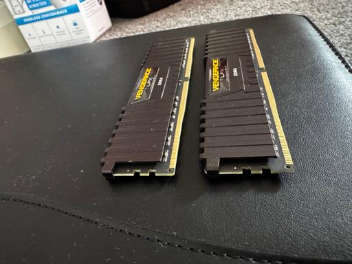 Buy & Sell West Midlands Dudley - Photos for DDR4 32gb vengeance ram 2x