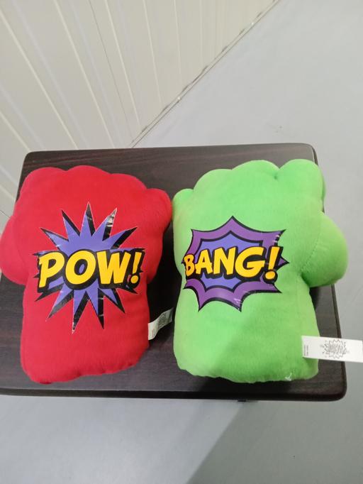 Buy & Sell Stannington Sheffield - Photos for Super Gloves( toys)