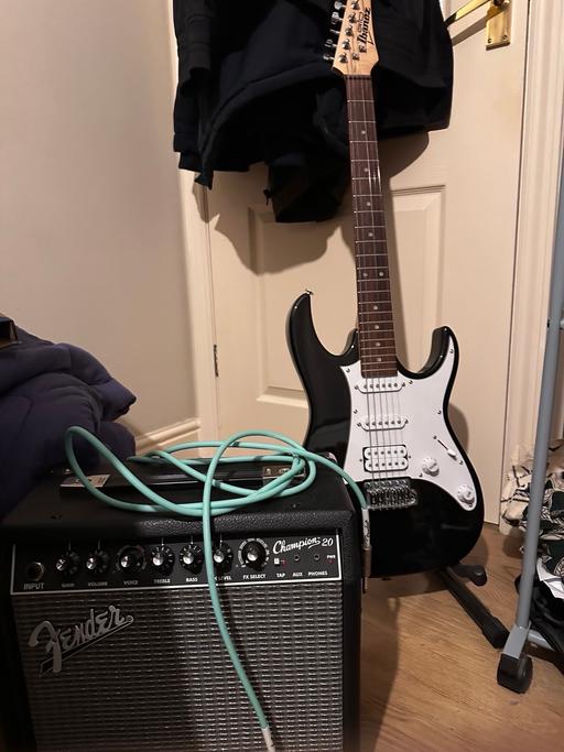 Buy & Sell Staffordshire Cannock Chase - Photos for Ibanez Gio GRX40 & Fender Champion 20 Amp