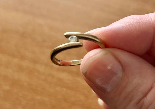 Buy & Sell Polesworth North Warwickshire - Photos for Solitaire diamond gold twist ring