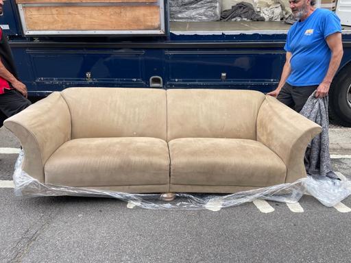 Buy & Sell Burroughs, The North West London - Photos for Sofas x 2