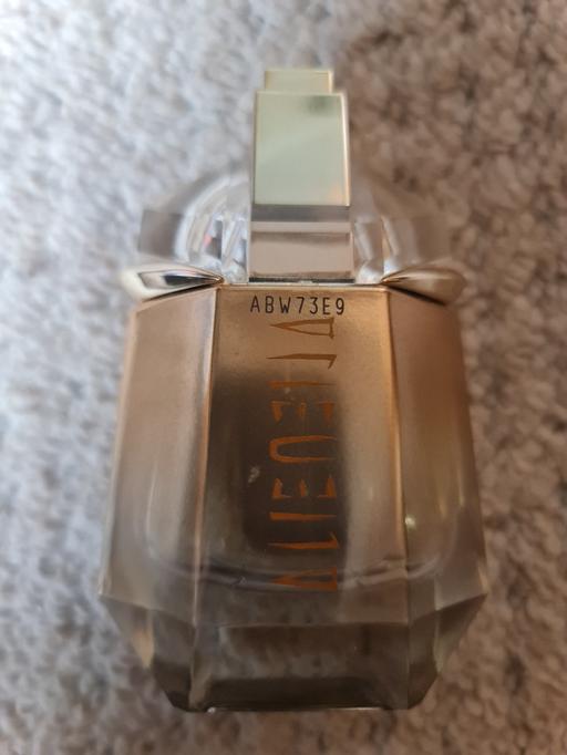 Buy & Sell Gatley Stockport - Photos for Perfume