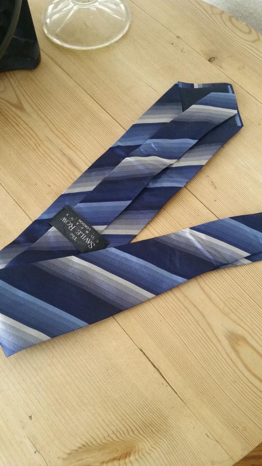 Buy & Sell Greenford Ealing - Photos for Savile Row silk tie