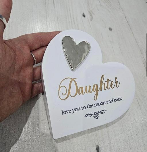 Buy & Sell Weston Point Halton - Photos for 🌟NEW🌟 Daughter wood heart decor