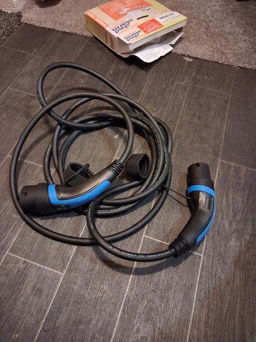 Vehicles Greater Manchester Rochdale - Photos for EV electric car charging lead