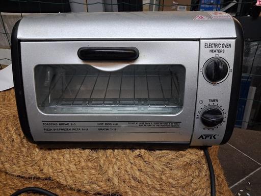 Buy & Sell Middleton Rochdale - Photos for New mini oven