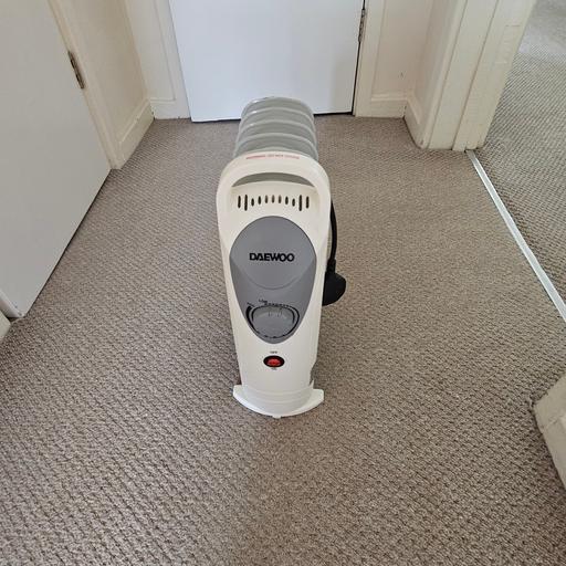 Buy & Sell West Midlands Birmingham - Photos for Daewoo Oil filled Radiotor