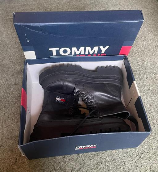 Buy & Sell Longsight Manchester - Photos for Black Tommy Jeans Lace Up Boots