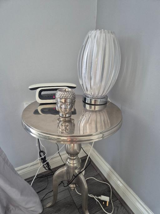 Buy & Sell Birmingham Business Park Solihull - Photos for table and lamp