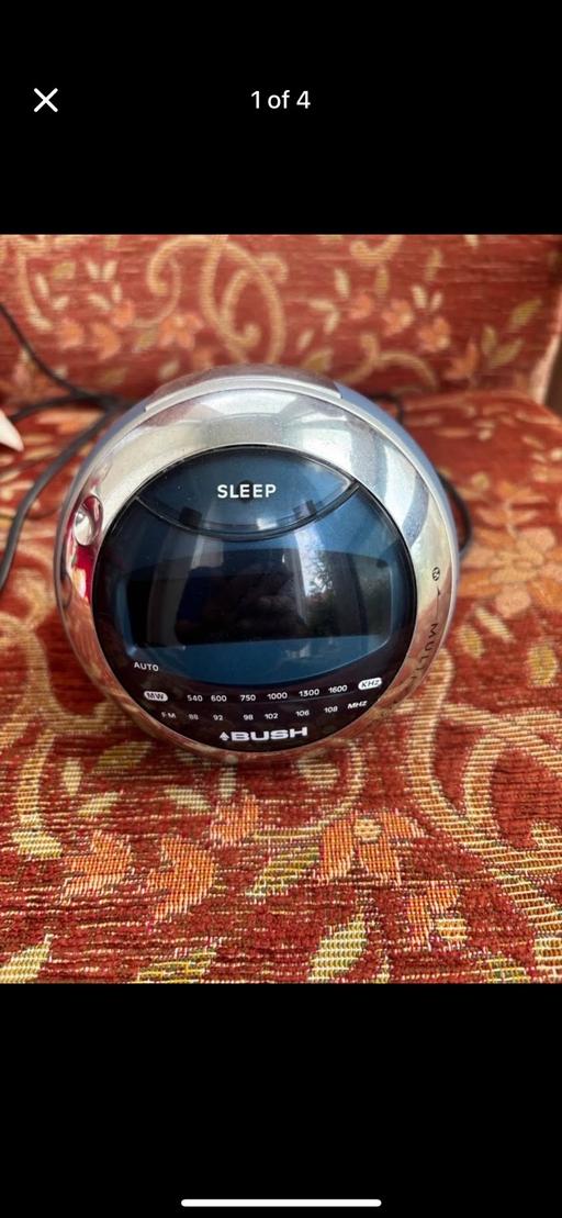 Buy & Sell South East London Kidbrooke - South East London - Photos for Bush alarm clock radio CR312 MW/FW