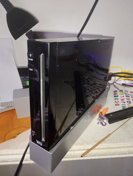 Buy & Sell North London Shacklewell - North London - Photos for Black Nintendo Wii Console