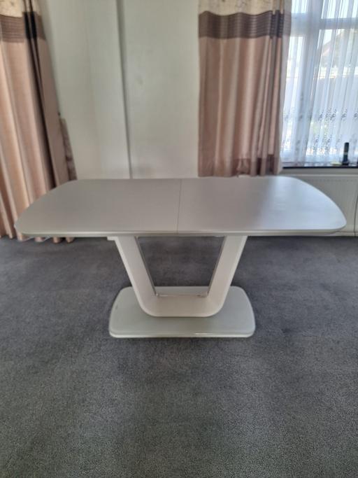 Buy & Sell Wednesfield Wolverhampton - Photos for Nadal Extended Dining Table.. Delivery 🚚 Ava