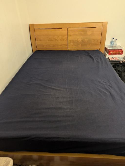 Buy & Sell North London Wood Green - North London - Photos for Solid wood ottoman storage bed.