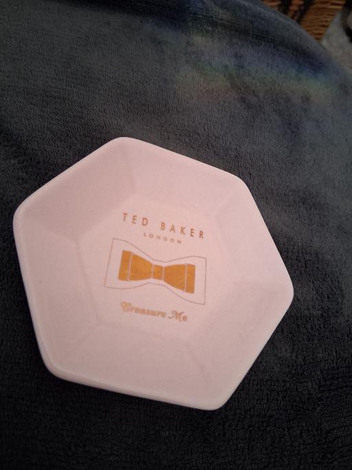 Buy & Sell Zone 2 Lichfield - Photos for Ted baker trinket dish