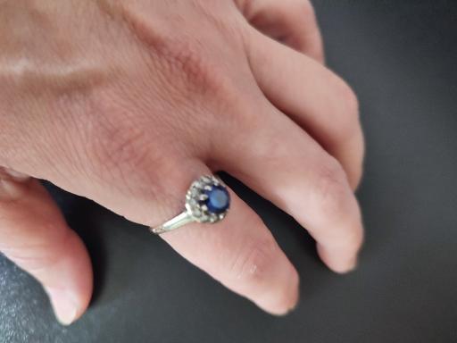 Buy & Sell Kennington South East London - Photos for 9 carat gold ring size Q vintage