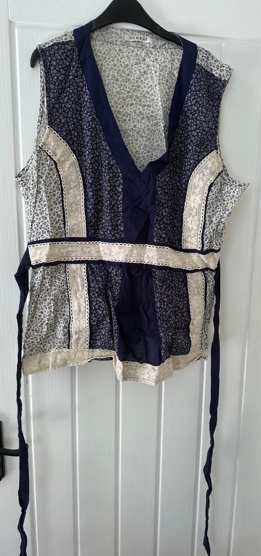 Buy & Sell Shirley Solihull - Photos for Women’s Top size 14