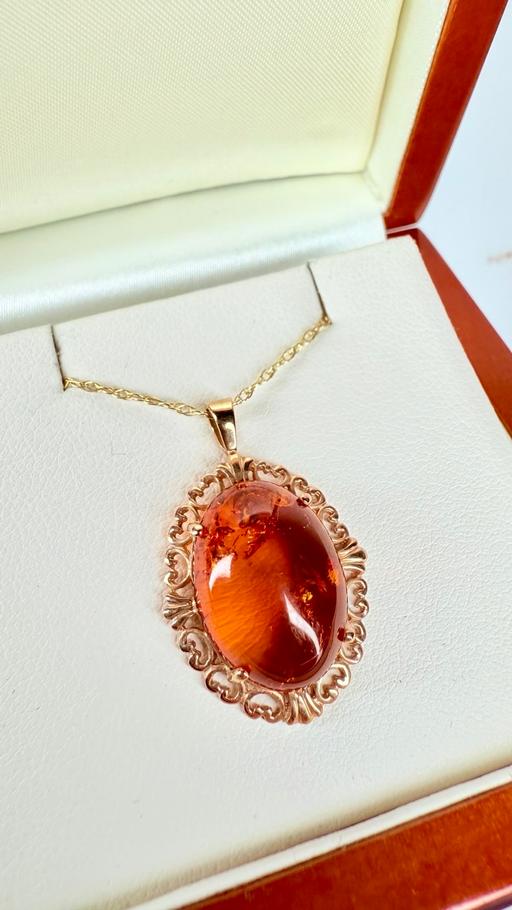 Buy & Sell Harrow on the Hill North West London - Photos for Ornate 9ct Yellow Gold Baltic Amber Necklace