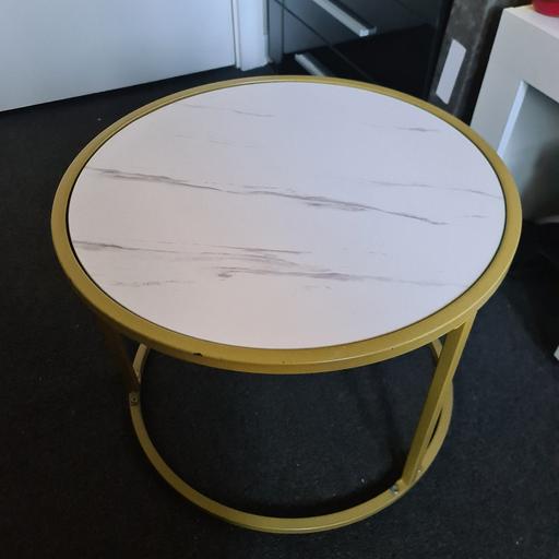 Buy & Sell Malden Rushett South West London - Photos for Small Coffee Table
