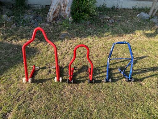 Vehicles Rayleigh Rochford - Photos for Motor bike front and rear paddock stands