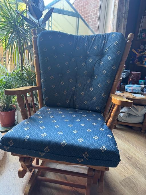 Buy & Sell Great Bridge Sandwell - Photos for Glider & Matching Footstool