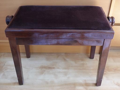 Buy & Sell Ravenscourt Park Station Hammersmith and Fulham - Photos for Glossy Wooden Brown Piano Stool