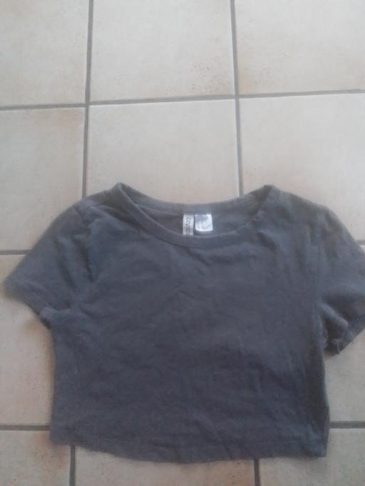 Buy & Sell Streetly Walsall - Photos for H/M CROPPED GREY TOP