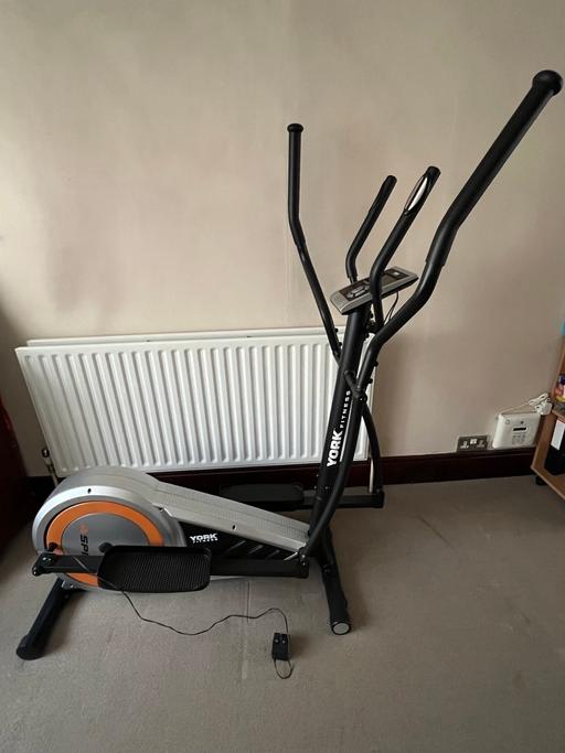 Buy & Sell Surbiton Kingston upon Thames - Photos for York Fitness Aspire Cross Trainer