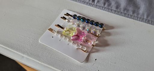 Buy & Sell Radcliffe Bury - Photos for hair slides