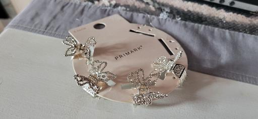Buy & Sell Radcliffe Bury - Photos for hair clips
