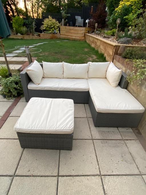 Buy & Sell Forestdale South East London - Photos for Garden rattan settee