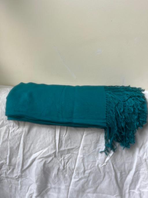 Buy & Sell Bowes Park North London - Photos for Scarf