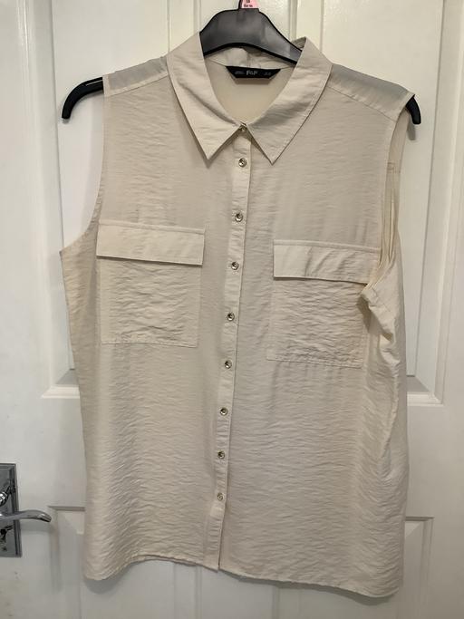 Buy & Sell Woodsetton Dudley - Photos for Blouse 16