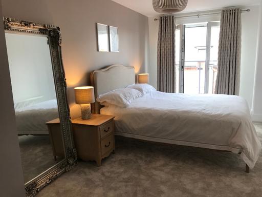 Buy & Sell Albany Park South East London - Photos for King bed and furniture