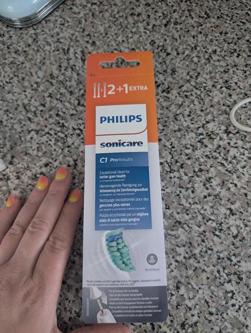 Buy & Sell Baguley Manchester - Photos for toothbrush heads