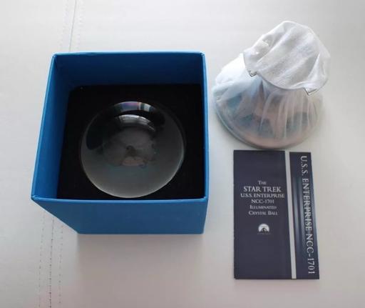 Buy & Sell Spelthorne Surrey - Photos for USS Enterprise 1701 Illuminated Crystal Ball