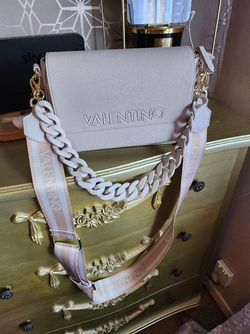 Buy & Sell Coventry Coventry - Photos for Valentino bag
