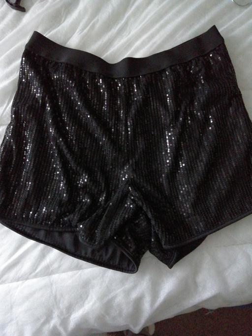 Buy & Sell Wednesfield Wolverhampton - Photos for ladies Shorts size *XL* Shein 