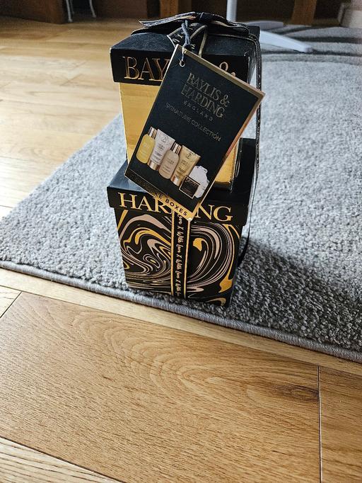 Buy & Sell Stow Heath Wolverhampton - Photos for gift set new