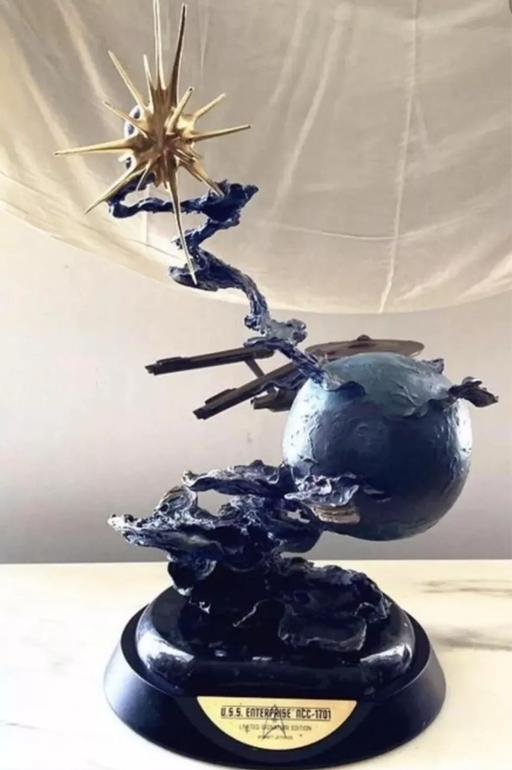 Buy & Sell Surrey Spelthorne - Photos for USS Enterprise NCC-1701 Bronze Collectors Ed