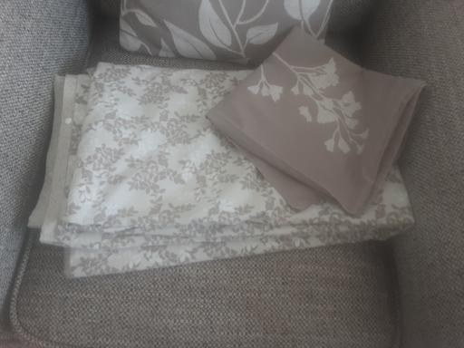 Buy & Sell South Yorkshire Barnsley - Photos for double quilt cover 1 pillowcase reversible