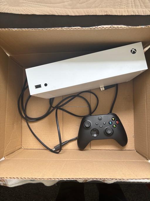 Buy & Sell Handsworth Sheffield - Photos for Xbox series S 500GB digital- Good condition.