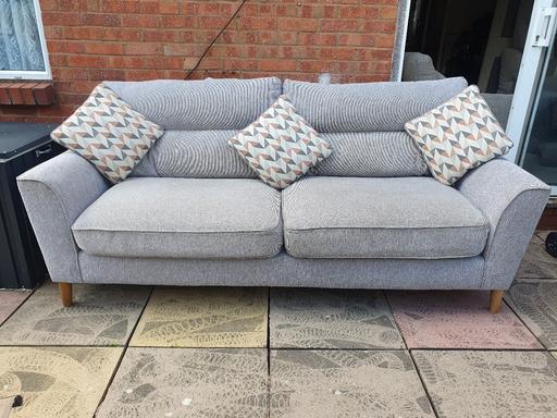 Buy & Sell Walsall Town Centre Walsall - Photos for Grey 4 Seater Sofa RRP £1249 Oak Furniturelan