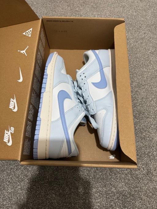 Buy & Sell Walthamstow East London - Photos for Women’s Nike Dunks
