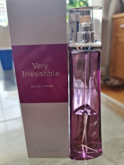 Buy & Sell Gatley Stockport - Photos for Perfume