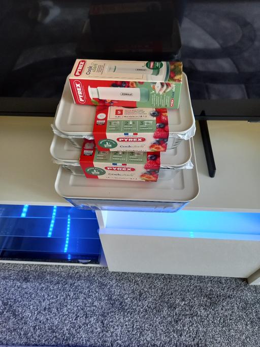 Buy & Sell Rassau Blaenau Gwent - Photos for Pyrex dishes